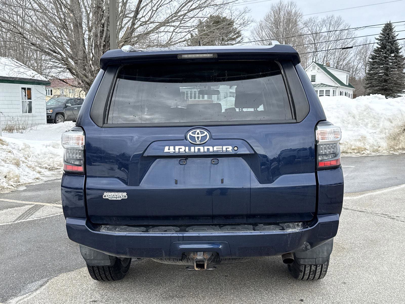 Used 2018 Toyota 4Runner SR5 image 8