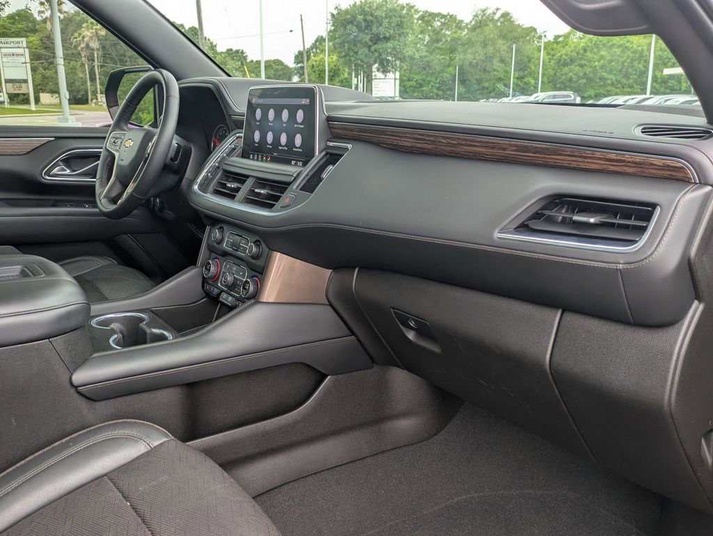 Used 2021 Chevrolet Tahoe High Country w/ Premium Package AWD/4WD image 29