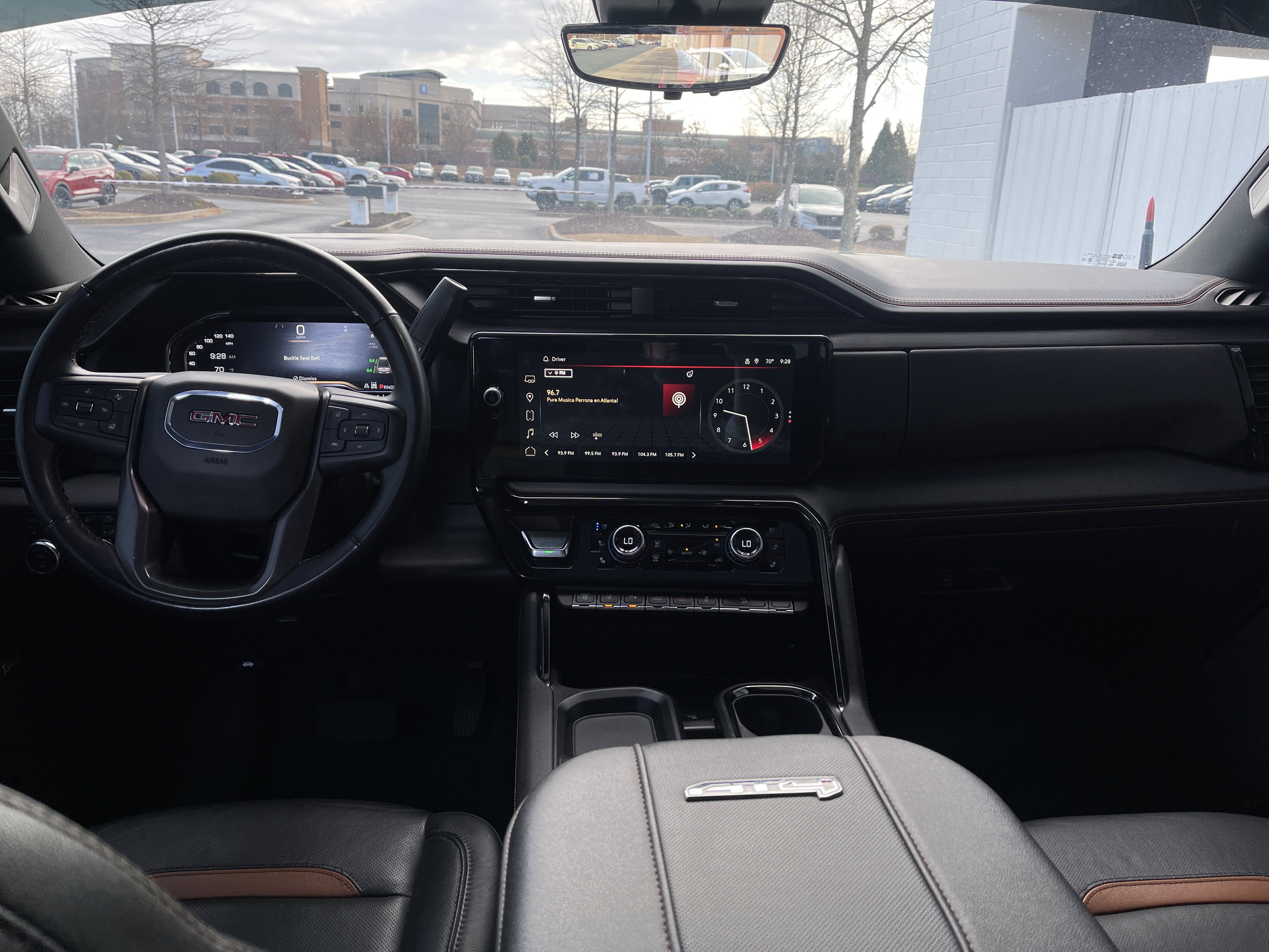 Used 2024 GMC Sierra 2500 AT4 w/ AT4 Premium Plus Package image 29