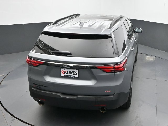 Used 2023 Chevrolet Traverse RS w/ LPO, Floor Liner Package AWD/4WD image 38