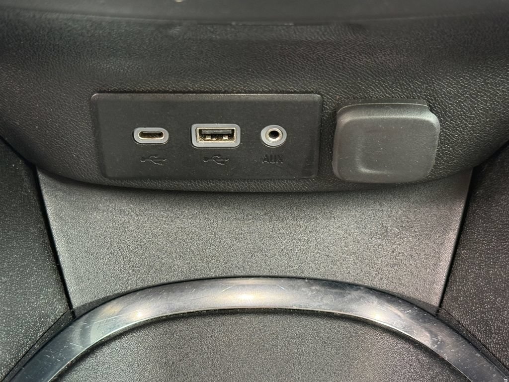 Used 2024 Chevrolet Malibu LT FWD image 36