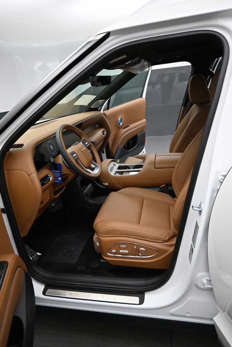 New 2026 Hyundai Palisade Calligraphy AWD/4WD image 15
