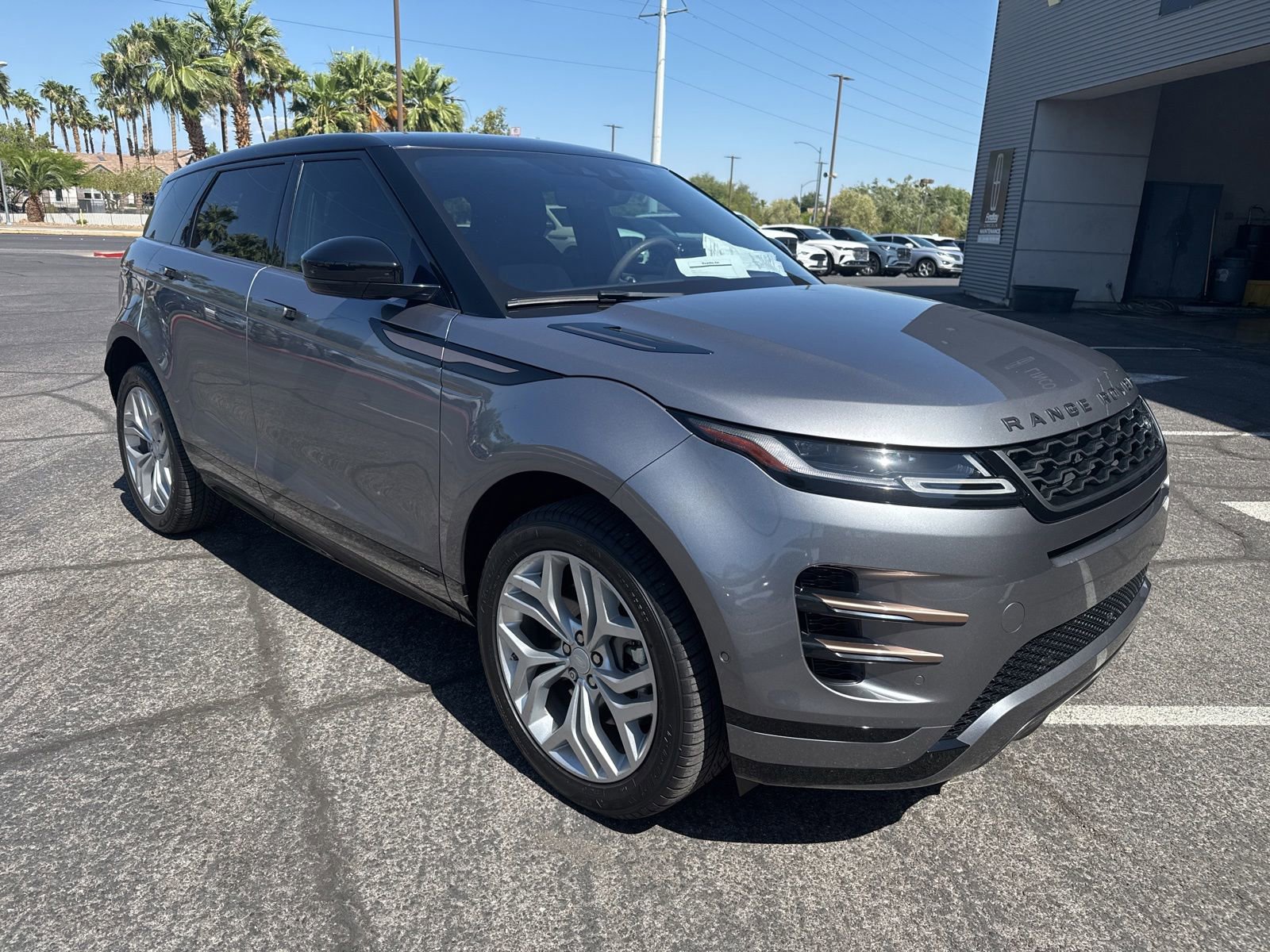 Used 2020 Land Rover Range Rover Evoque R-Dynamic SE AWD/4WD image 3