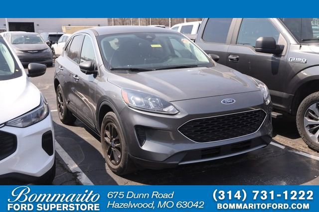Certified 2022 Ford Escape SE w/ Convenience Package