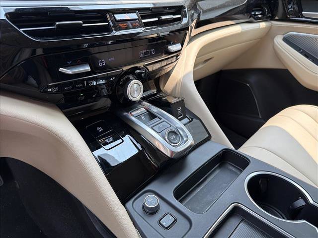 Used 2025 Acura MDX SH-AWD image 21