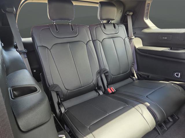 New 2025 Jeep Grand Cherokee L Limited w/ Luxury Tech Group II image 38