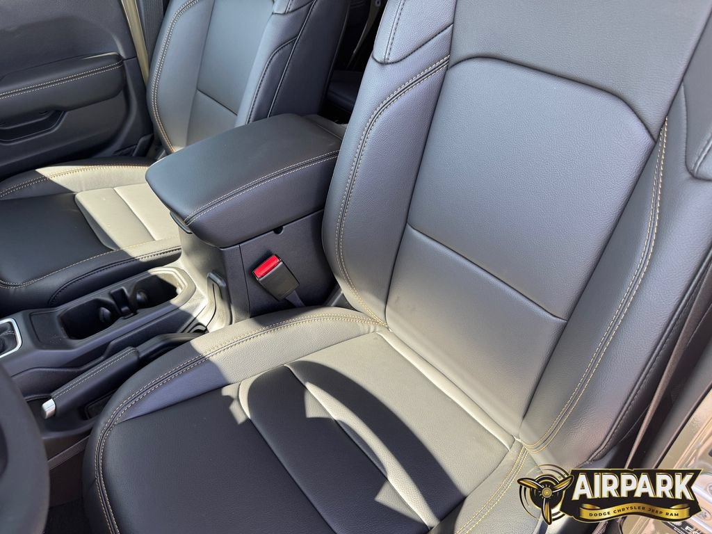 New 2026 Jeep Gladiator Mojave AWD/4WD image 19