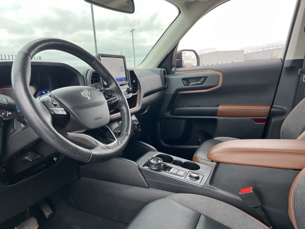Used 2023 Ford Bronco Sport Outer Banks w/ Tech Package image 21
