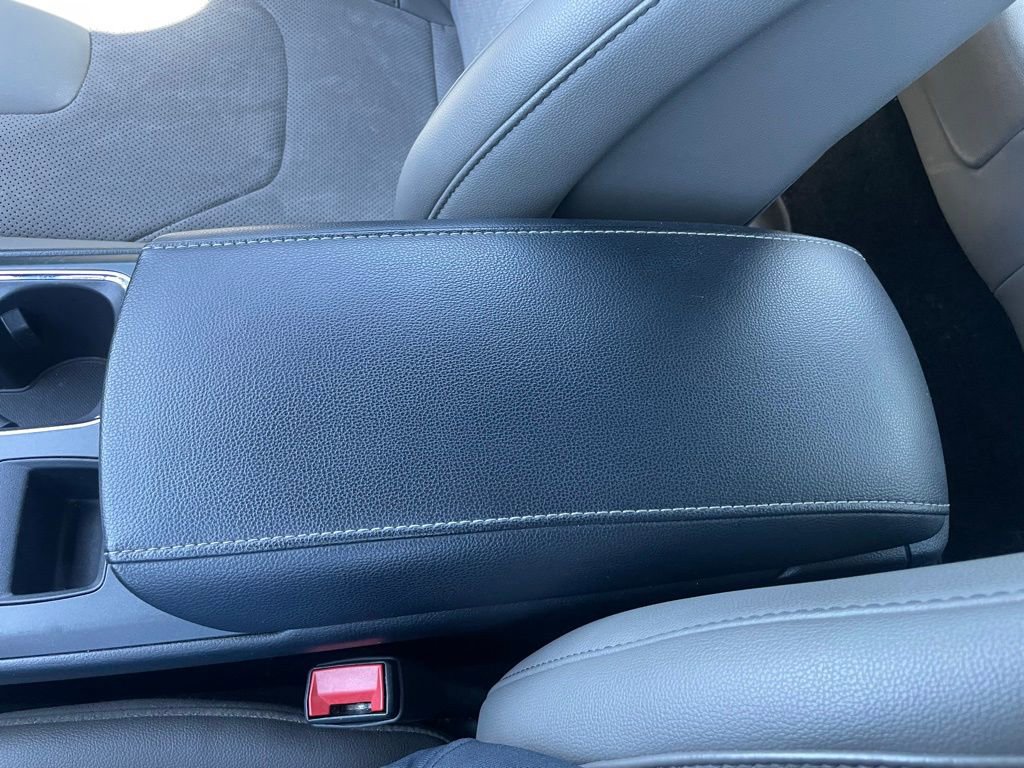 Used 2017 Ford Fusion Sport AWD/4WD image 46