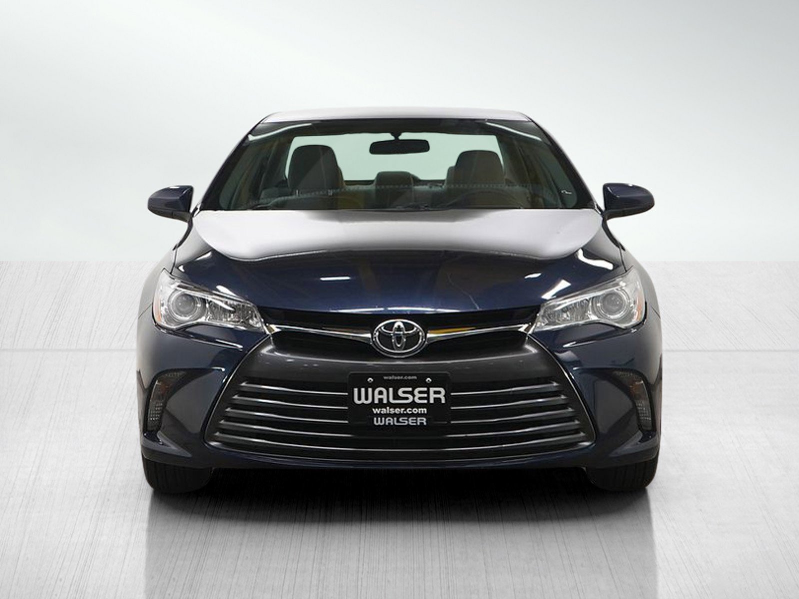 Used 2015 Toyota Camry LE image 8