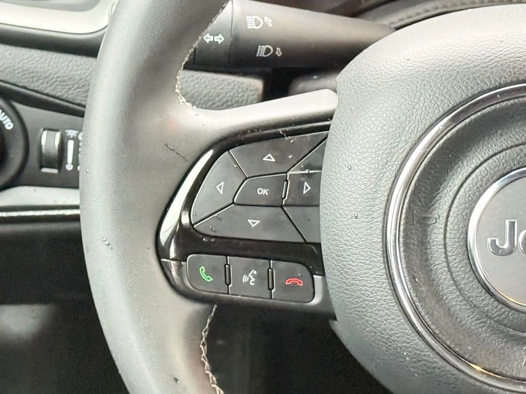 Used 2021 Jeep Renegade Latitude image 20