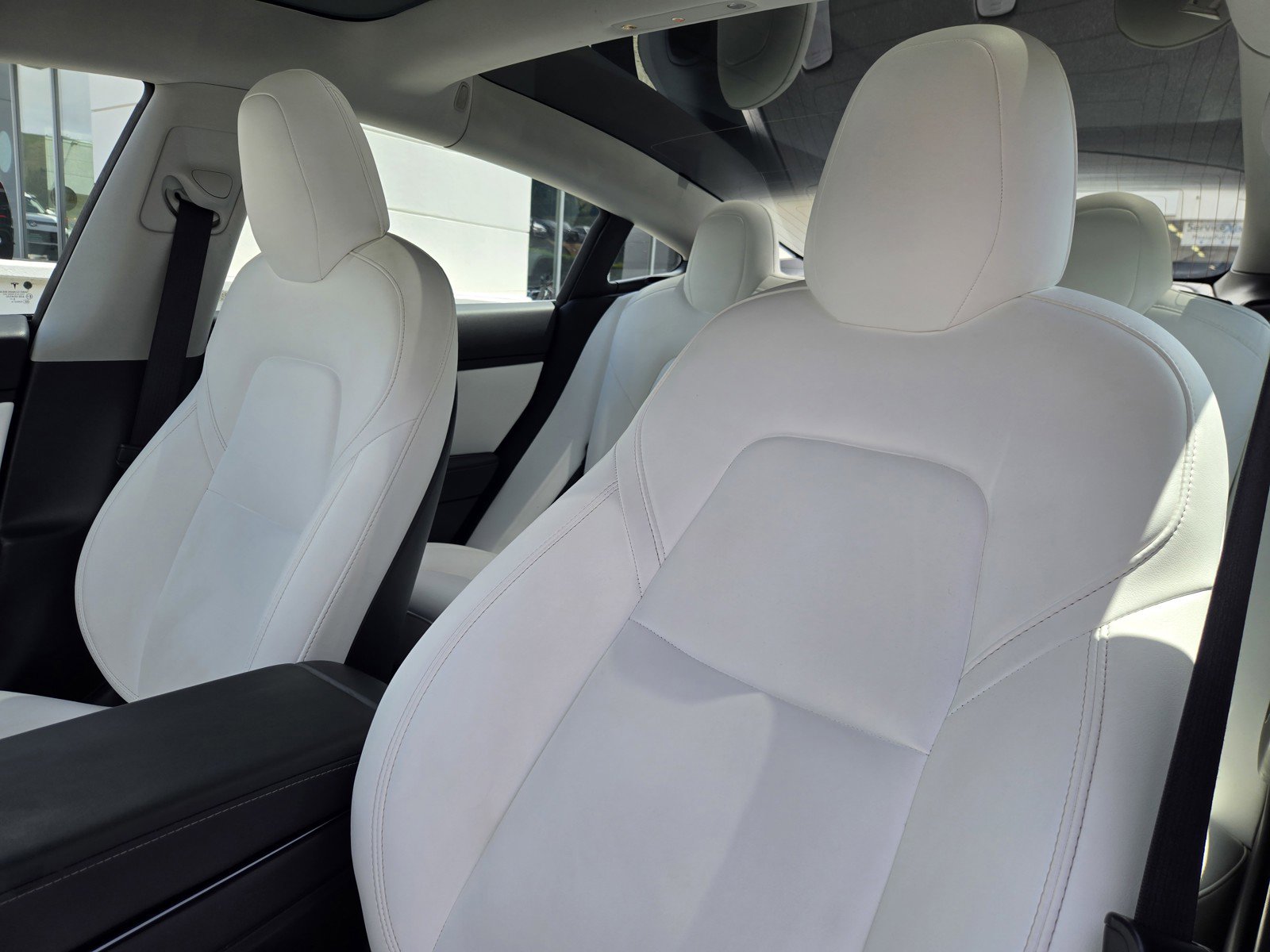 Used 2018 Tesla Model 3 Long Range RWD image 16