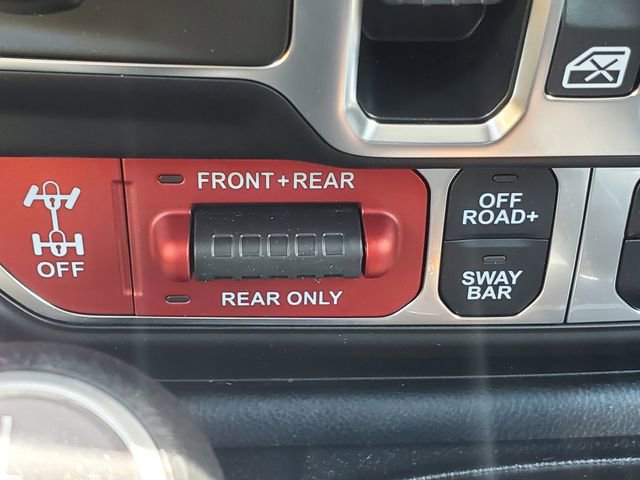 Used 2025 Jeep Wrangler Rubicon image 33