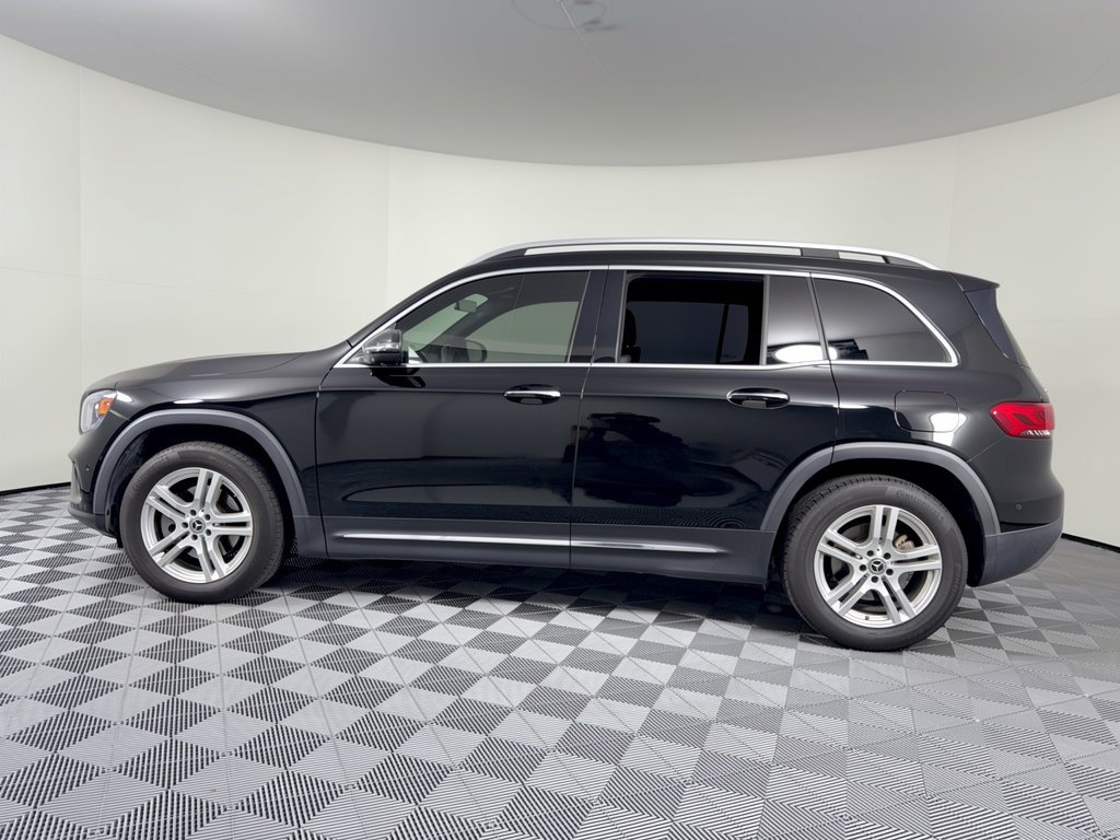 Used 2021 Mercedes-Benz GLB 250 image 2