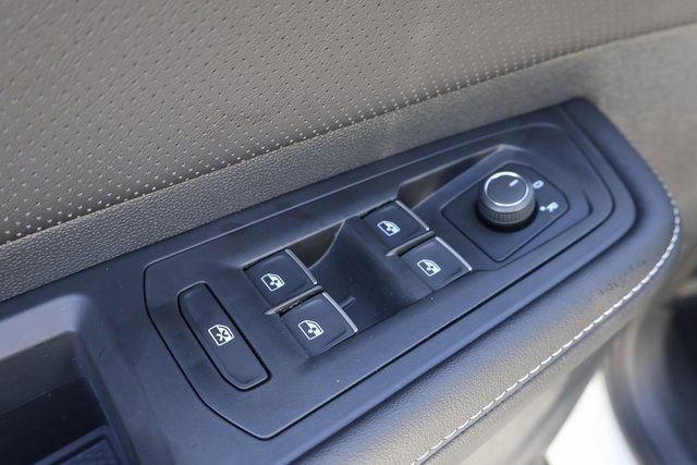 New 2026 Volkswagen Atlas Cross Sport SEL R-Line image 12