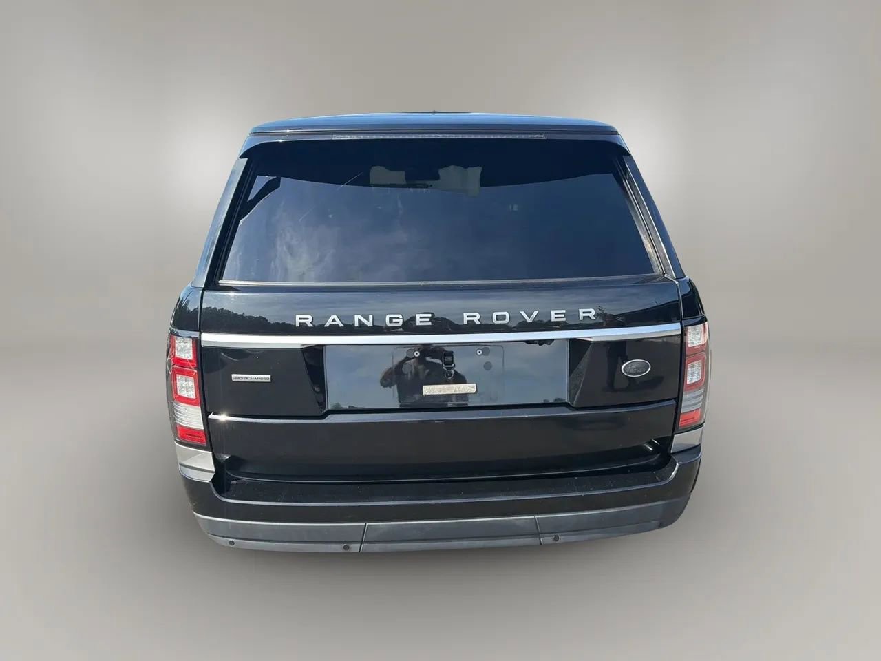 Used 2016 Land Rover Range Rover Supercharged AWD/4WD image 6