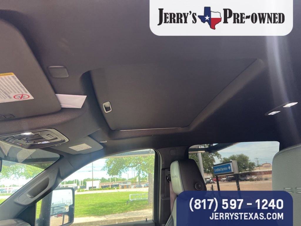 Used 2023 GMC Sierra 2500 Denali AWD/4WD image 9