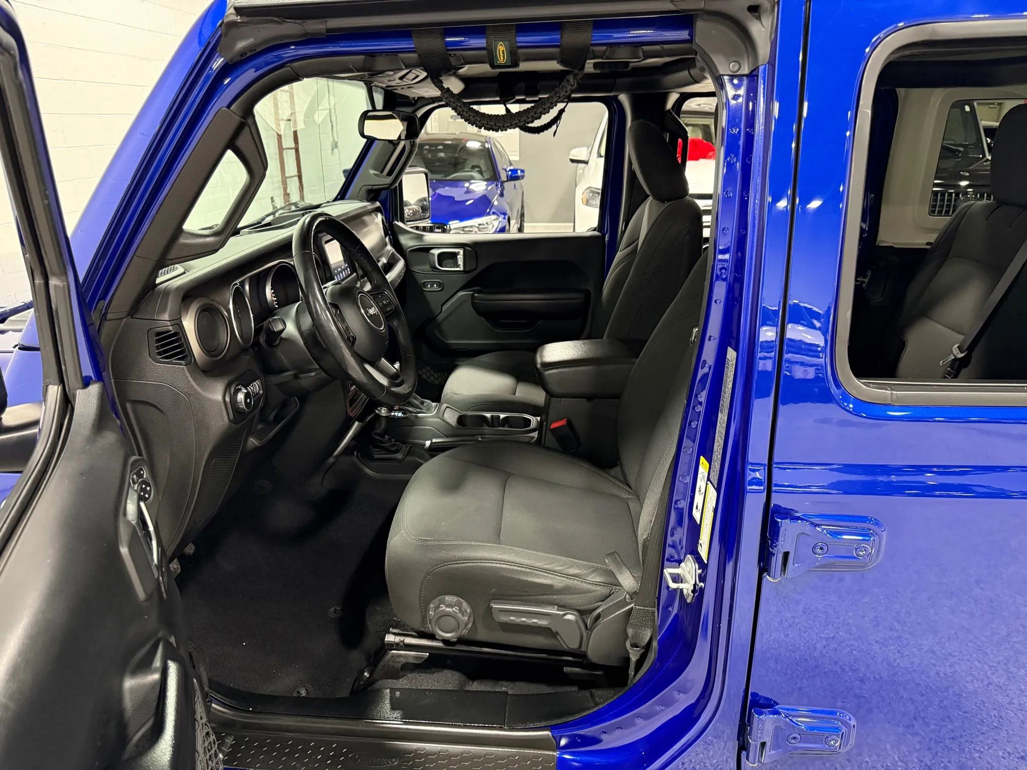 Used 2018 Jeep Wrangler Unlimited Sport S image 14