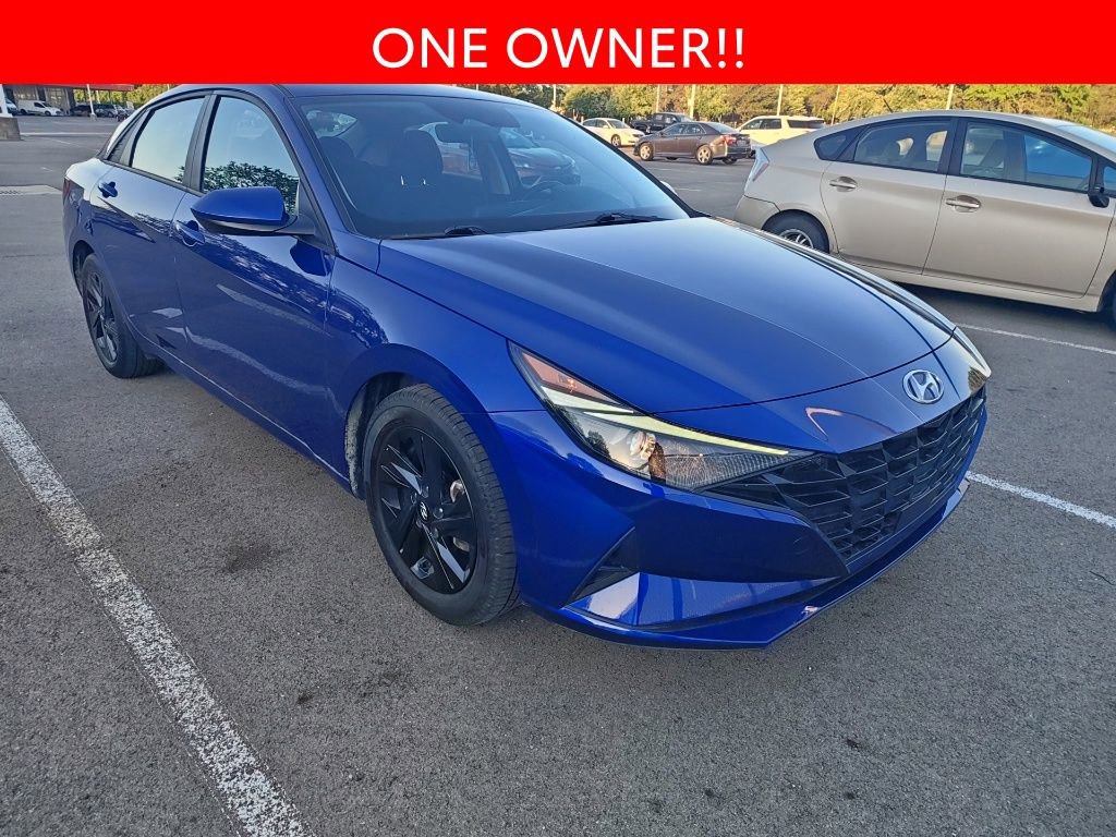 Used 2021 Hyundai Elantra SEL w/ Convenience Package FWD image 3