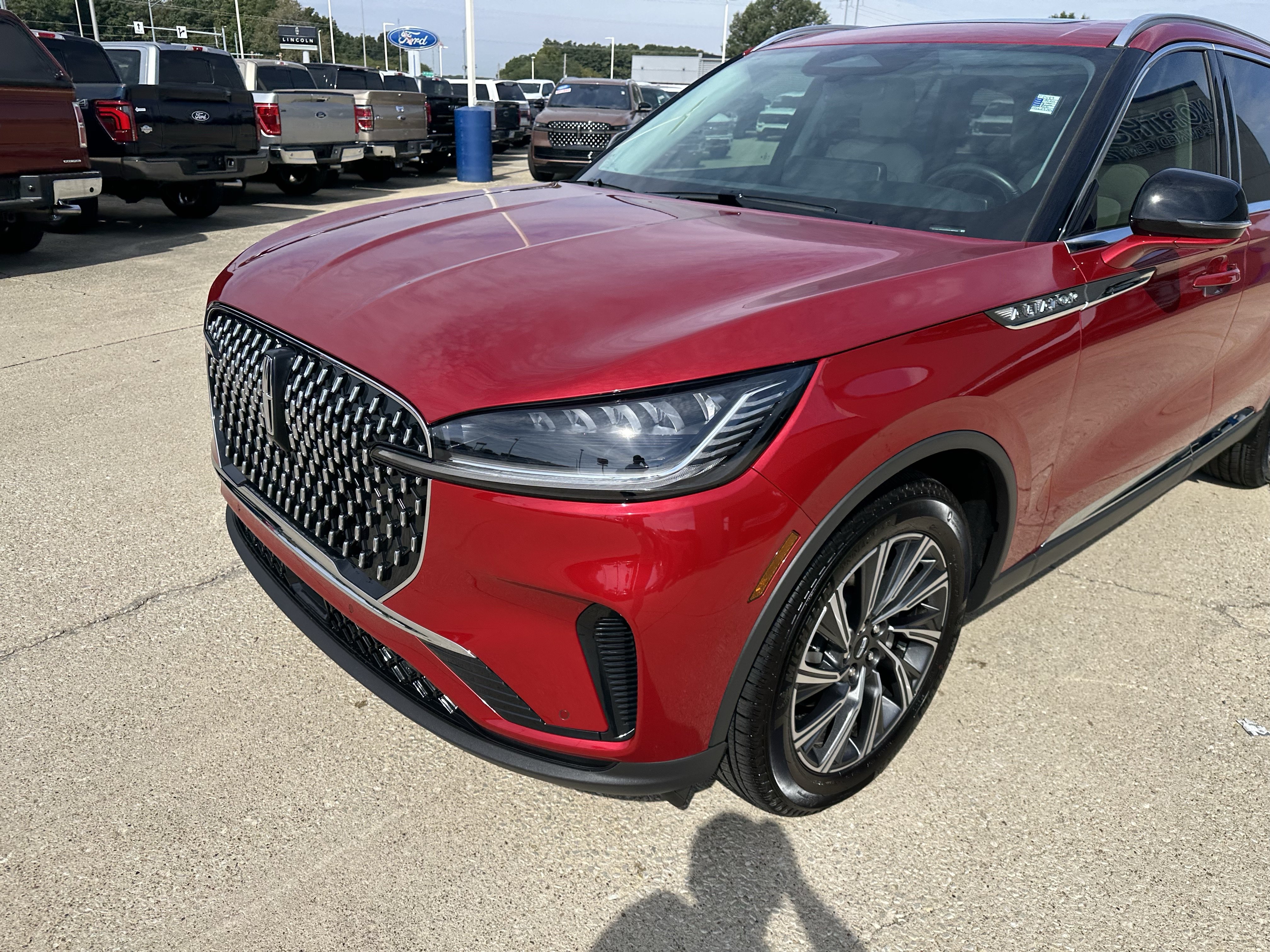 Used 2026 Lincoln Aviator 2WD image 14