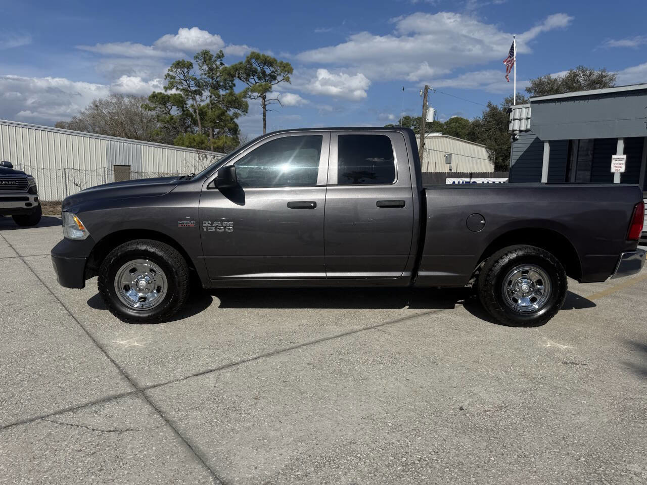Used 2017 RAM 1500 Tradesman w/ Popular Equipment Group image 4
