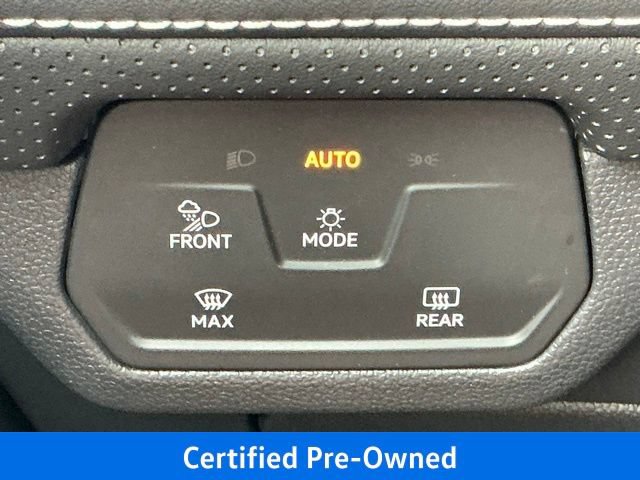 Used 2025 Volkswagen Atlas Cross Sport SE FWD image 33