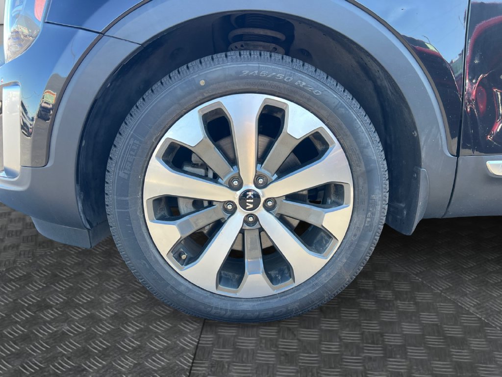 Used 2021 Kia Telluride S FWD image 23