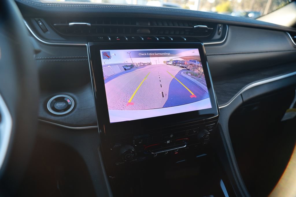 New 2025 Jeep Grand Cherokee L Limited image 19