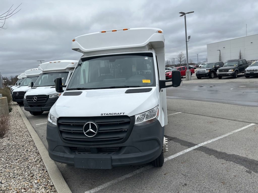 Used 2022 Mercedes-Benz Sprinter 3500 image 5