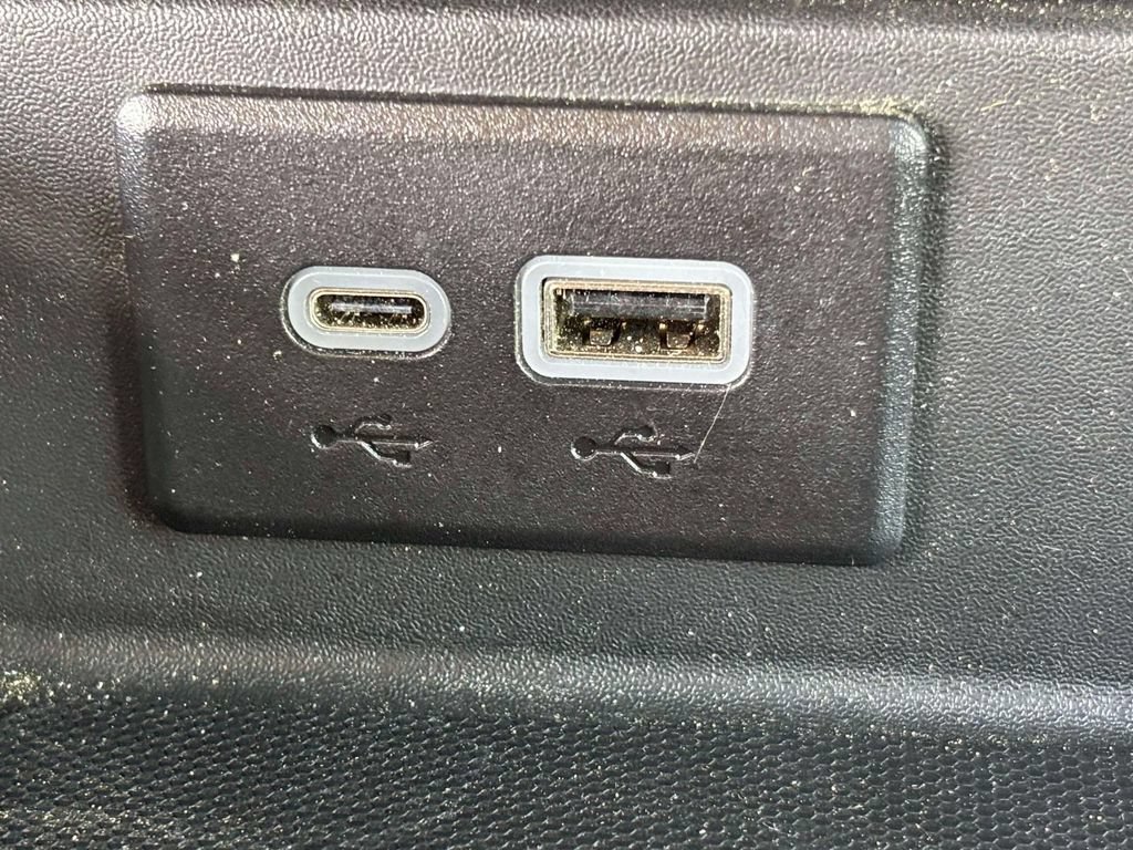Used 2024 Chevrolet Brightdrop 600 w/ Battery Pack, Max Range AWD/4WD image 13
