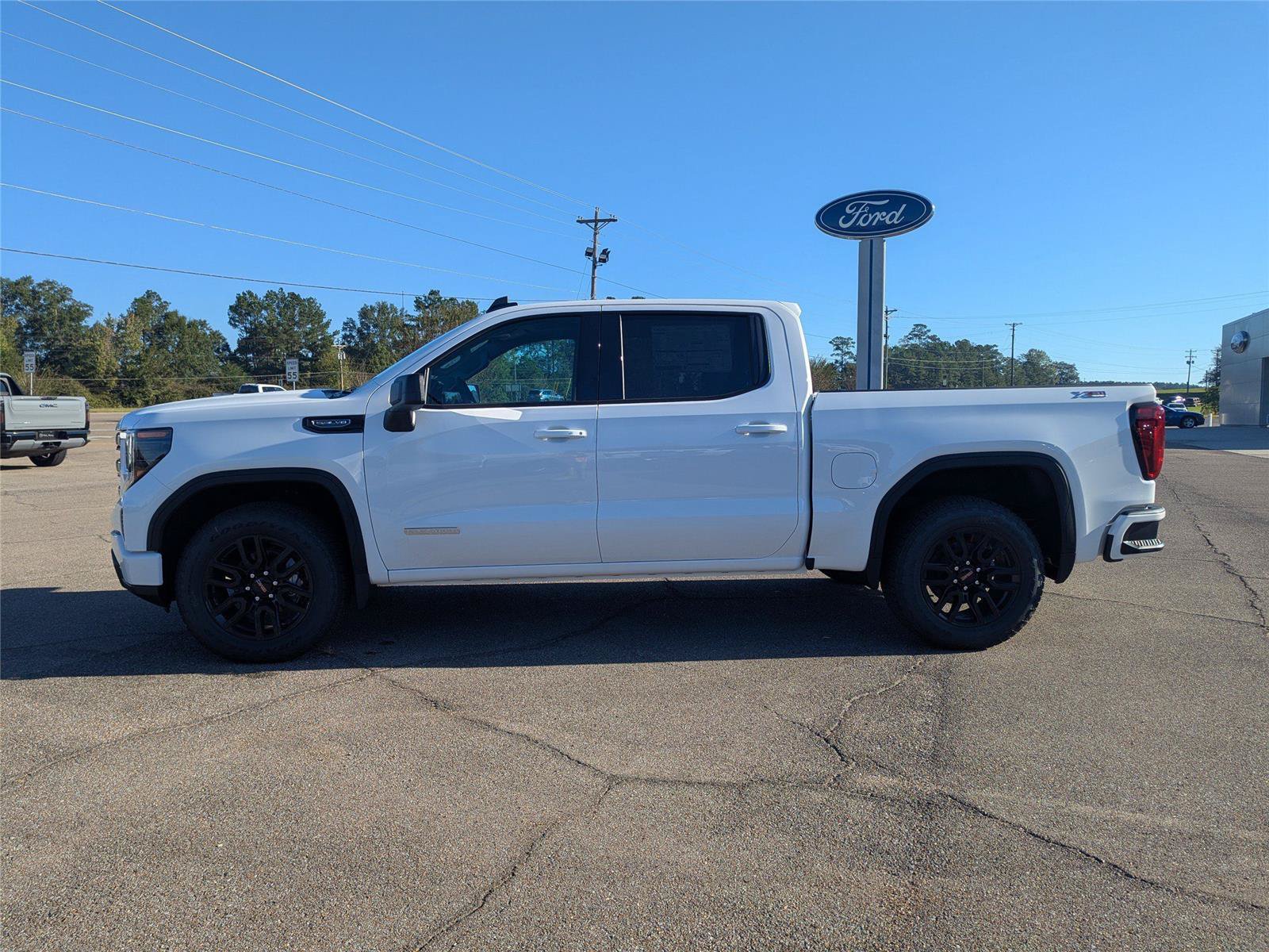 New 2026 GMC Sierra 1500 Elevation AWD/4WD image 6