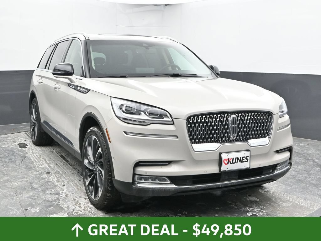 Used 2024 Lincoln Aviator Reserve w/ Equipment Group 201A AWD/4WD image 9