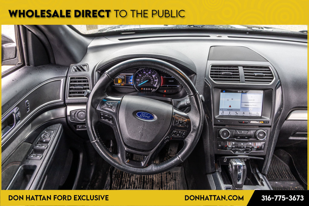 Used 2018 Ford Explorer XLT w/ Equipment Group 202A AWD/4WD image 6