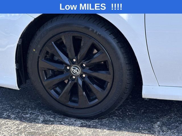 Used 2020 Toyota Camry LE FWD image 6