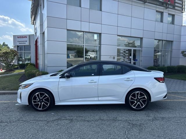 Certified 2025 Nissan Sentra SR w/ SR Premium Package FWD image 5