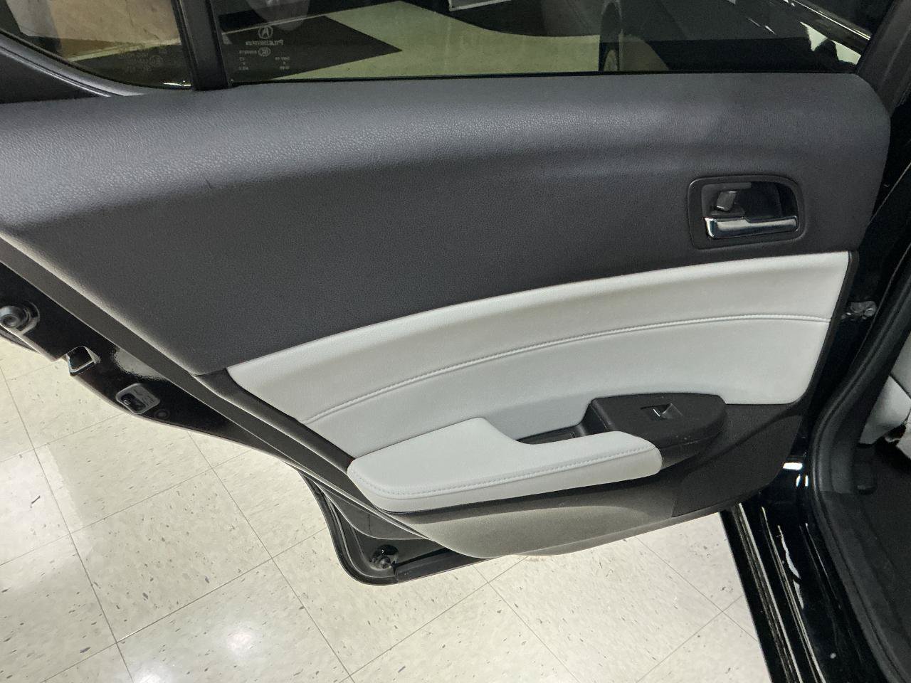 Used 2016 Acura ILX FWD image 24