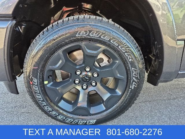 New 2026 RAM 1500 4x4 Crew Cab image 11