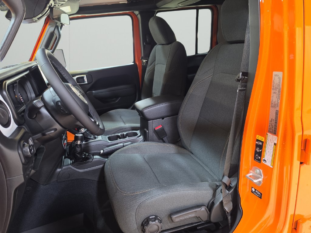 New 2026 Jeep Gladiator Sport AWD/4WD image 12