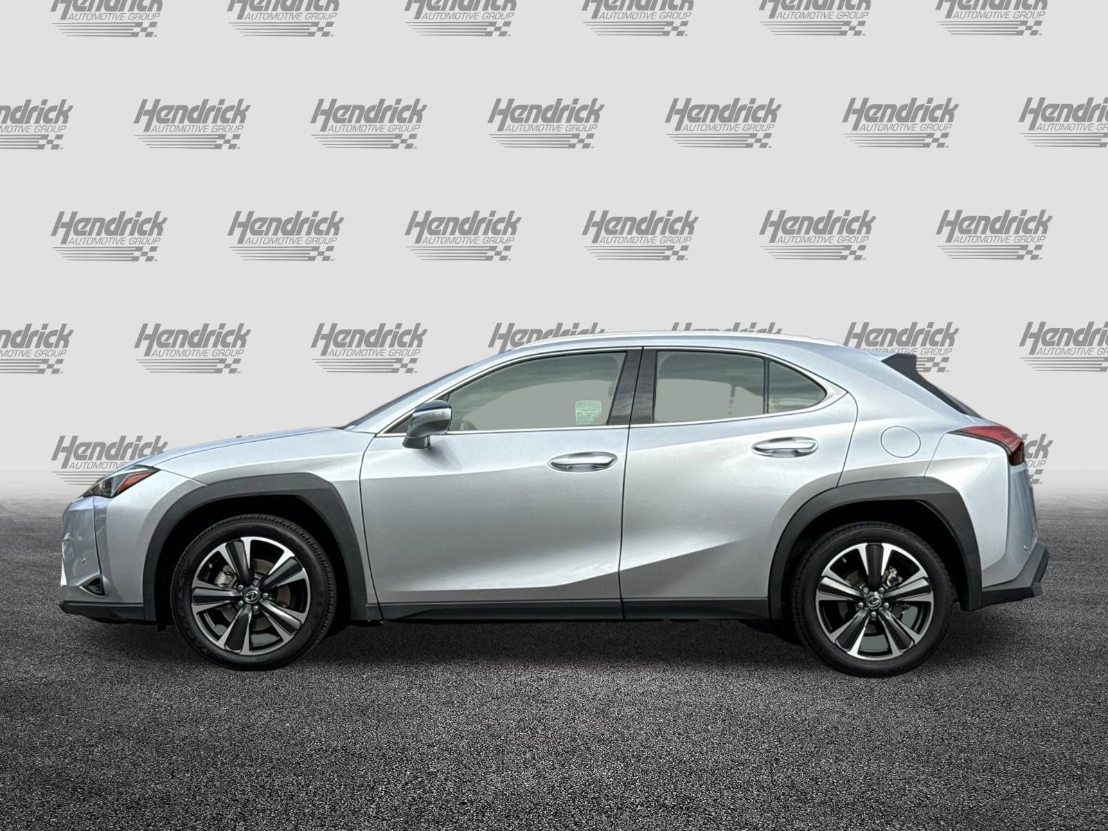 Certified 2024 Lexus UX 250h FWD image 8