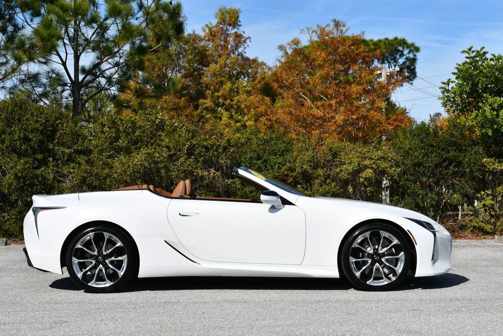 Used 2022 Lexus LC 500 Convertible image 40