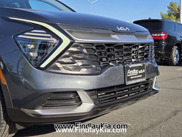 Certified 2025 Kia Sportage LX image 2