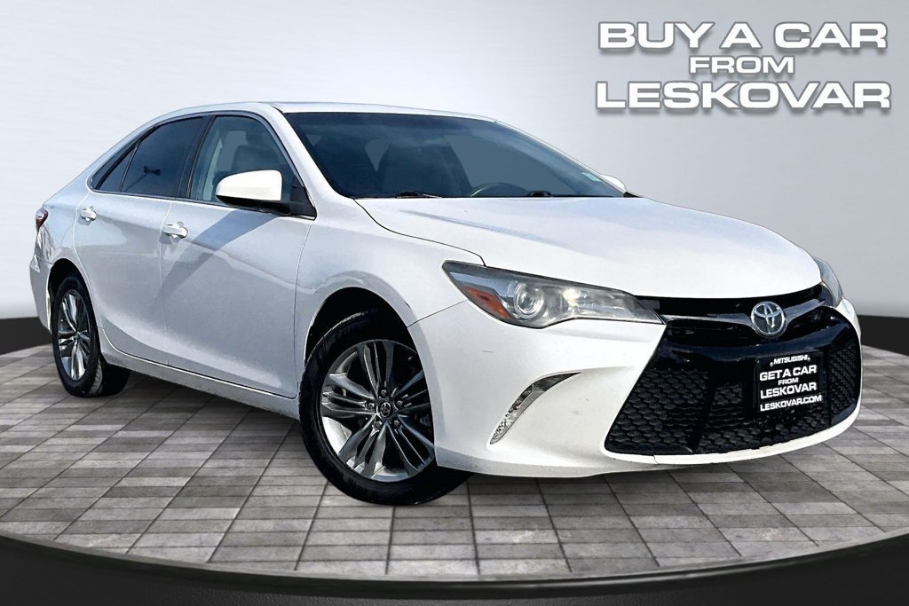 Used 2017 Toyota Camry SE