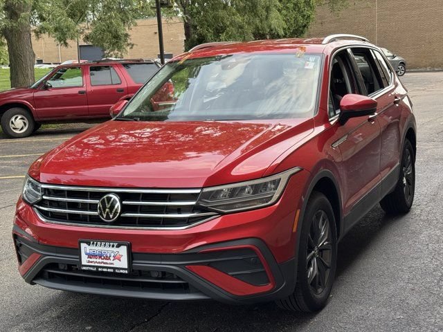 Used 2023 Volkswagen Tiguan SE FWD image 27