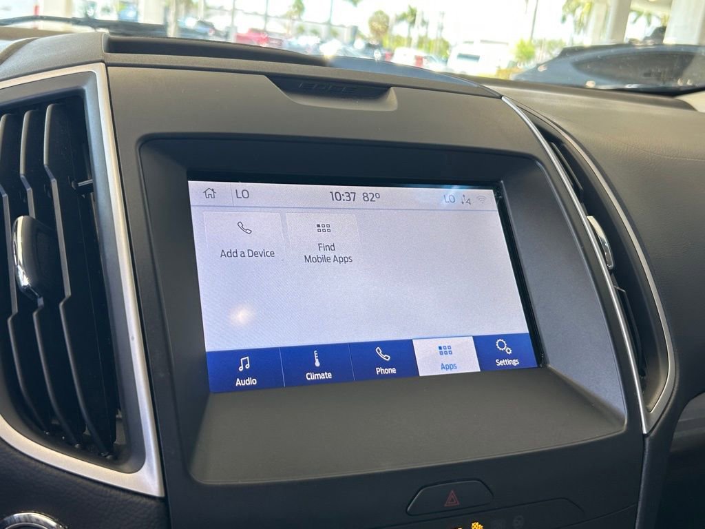 Used 2020 Ford Edge SEL w/ Cold Weather Package FWD image 11