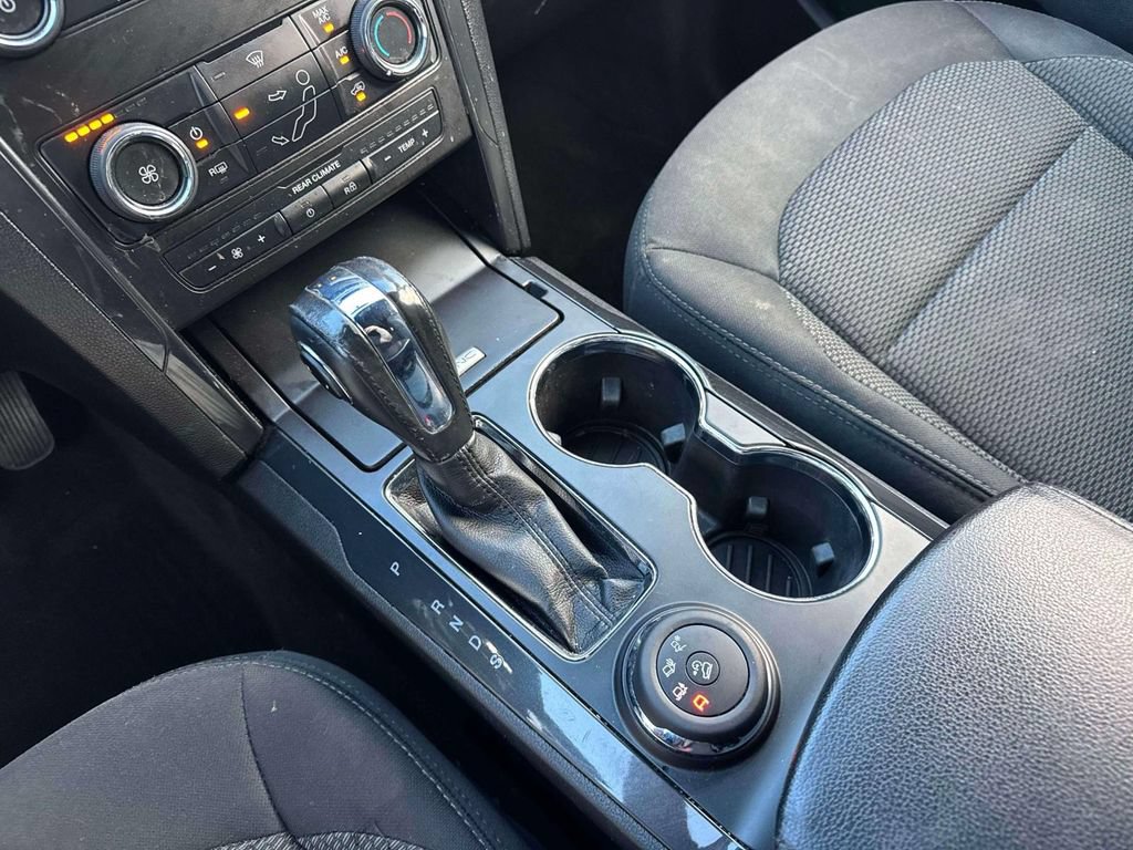 Used 2018 Ford Explorer XLT AWD/4WD image 31