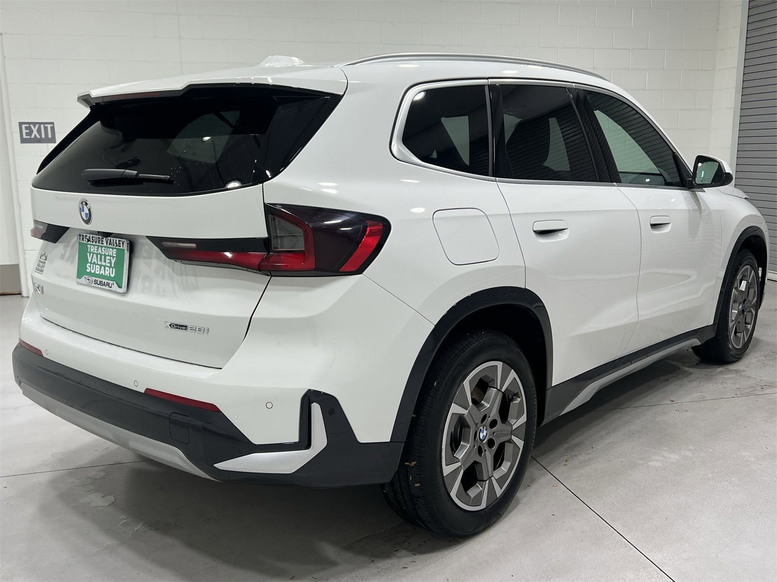 Used 2025 BMW X1 xDrive28i image 8