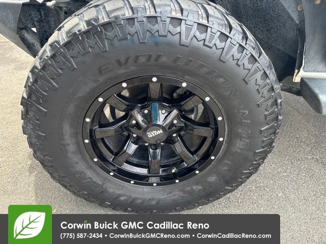 Used 2016 Jeep Wrangler Unlimited Sahara w/ Connectivity Group AWD/4WD image 36