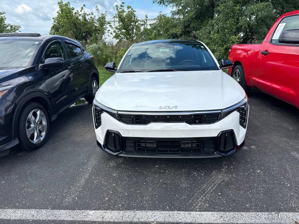 Used 2025 Kia K4 GT-Line Turbo FWD video 2