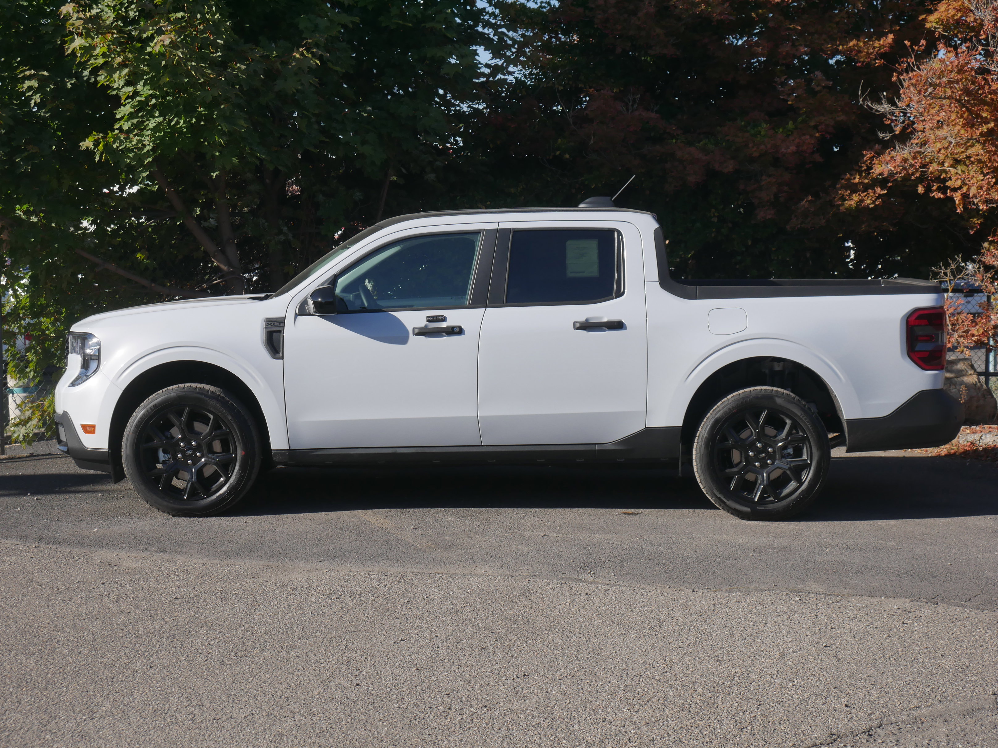 New 2025 Ford Maverick XLT w/ XLT Luxury Package image 14