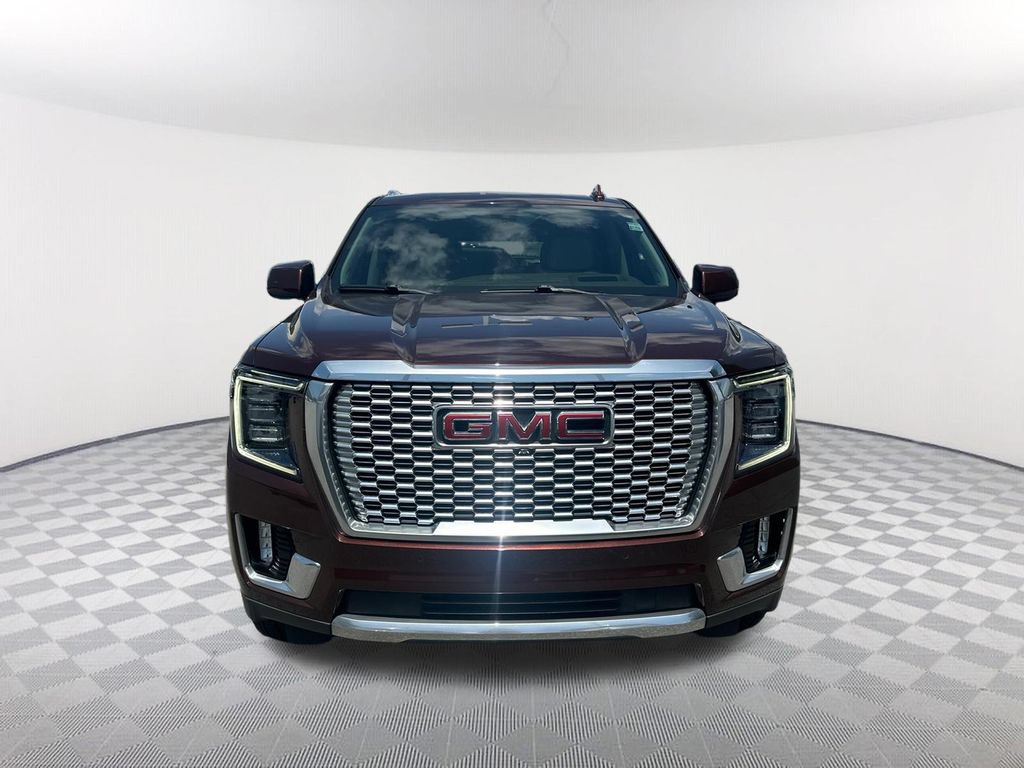 Used 2022 GMC Yukon Denali RWD image 2